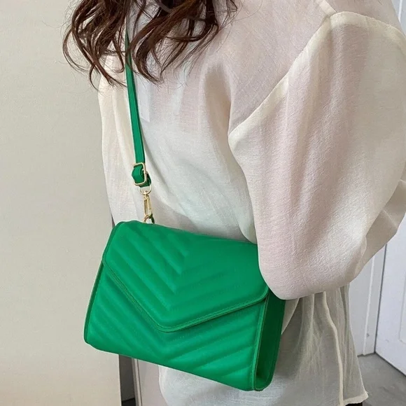 Luxe Vegan Leather Quilted Shoulder Crossbody Bag - Picture 2 of 12